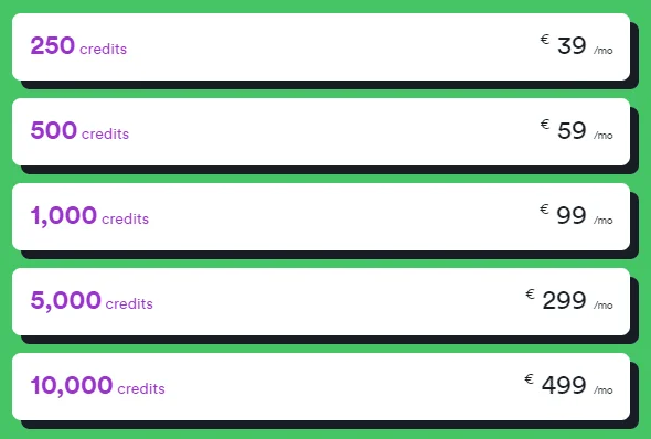 Planche tarifaire avec prix par mois pour des crédits en euros.