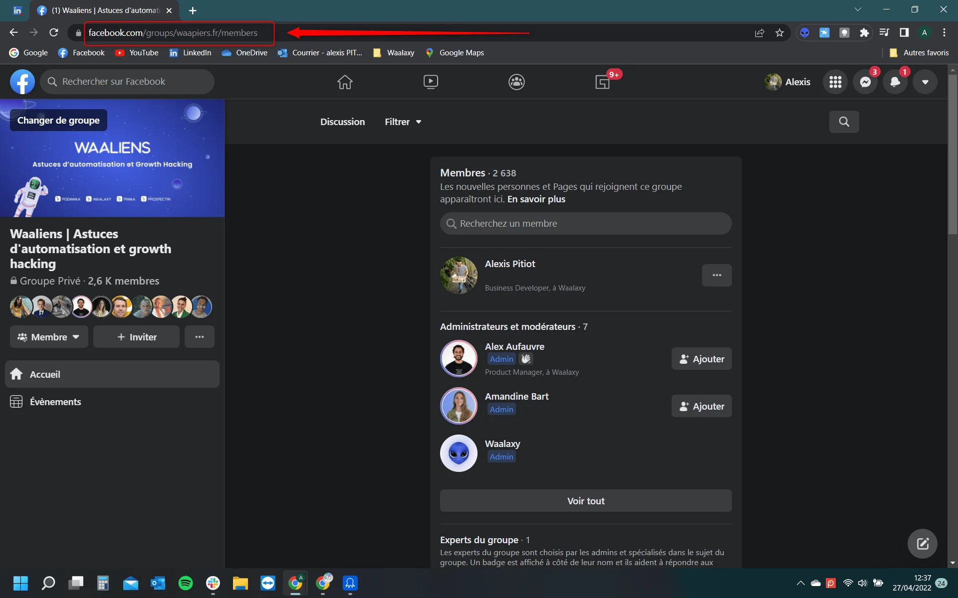 Page Facebook "Waalens" avec liste des membres et administrateurs en mode sombre.