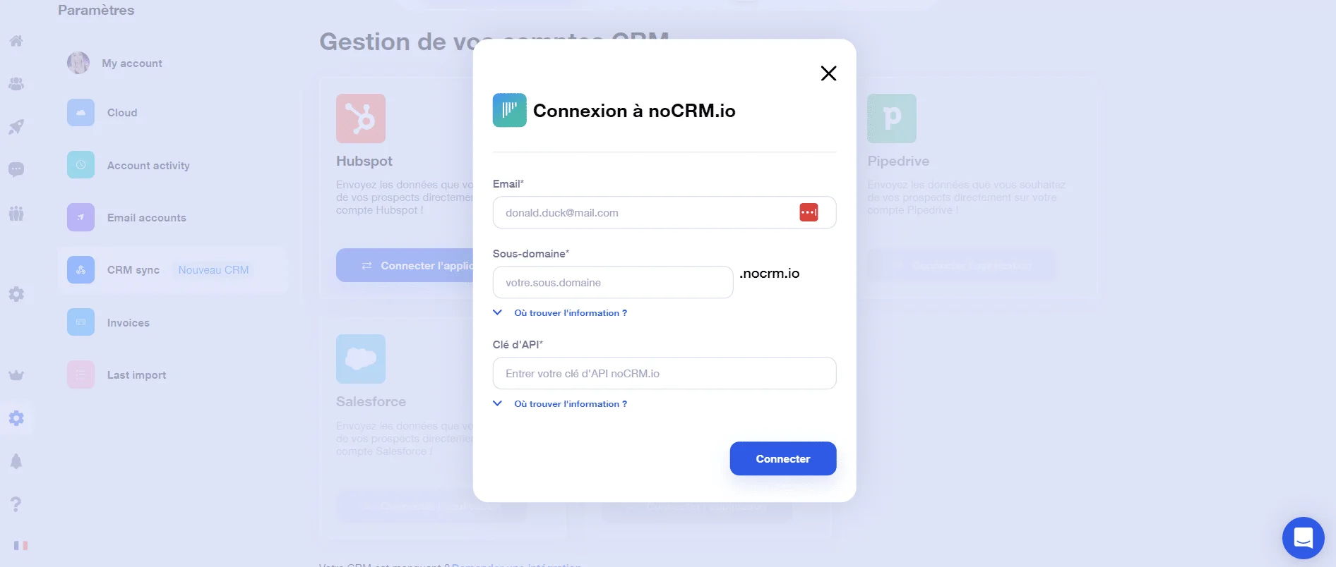 Formulaire de connexion à noCRM.io avec champs pour email, sous-domaine, clé API et bouton "Se connecter". Contexte : gestion des comptes CRM dans un interface web.